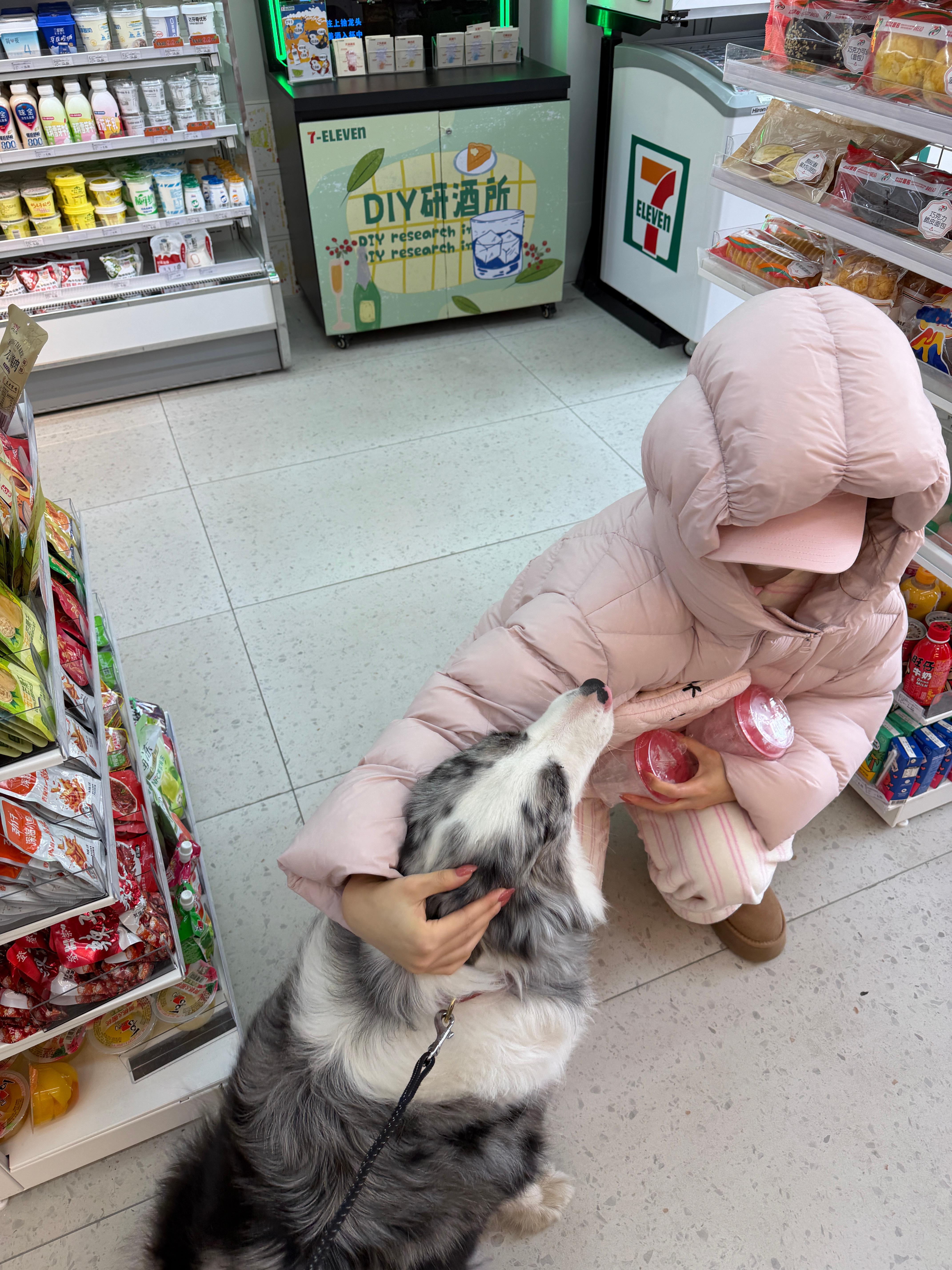 哈利：有母爱 但不多