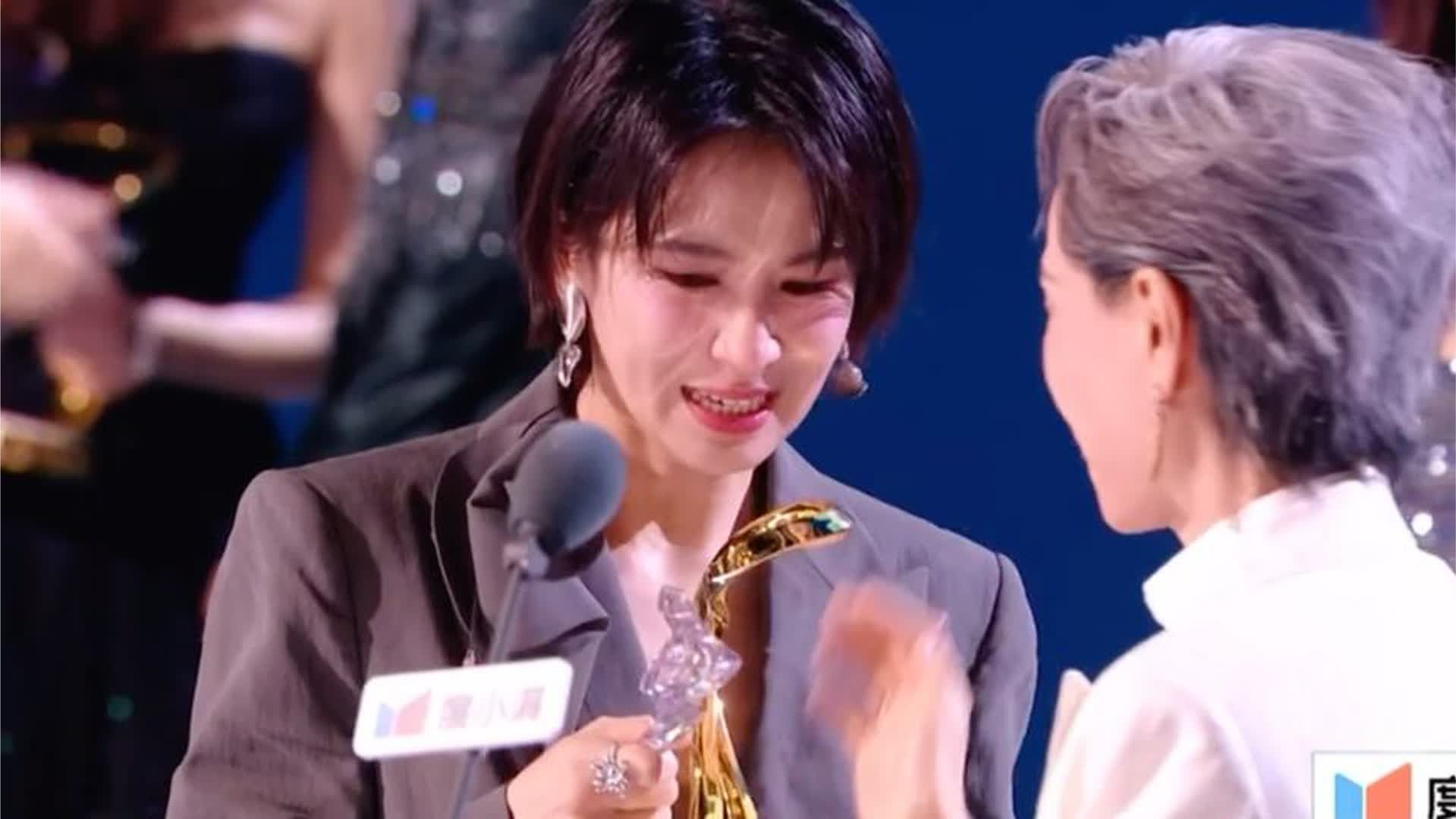 曾沛慈获浪姐总冠军！恭喜恭喜，实至名归！