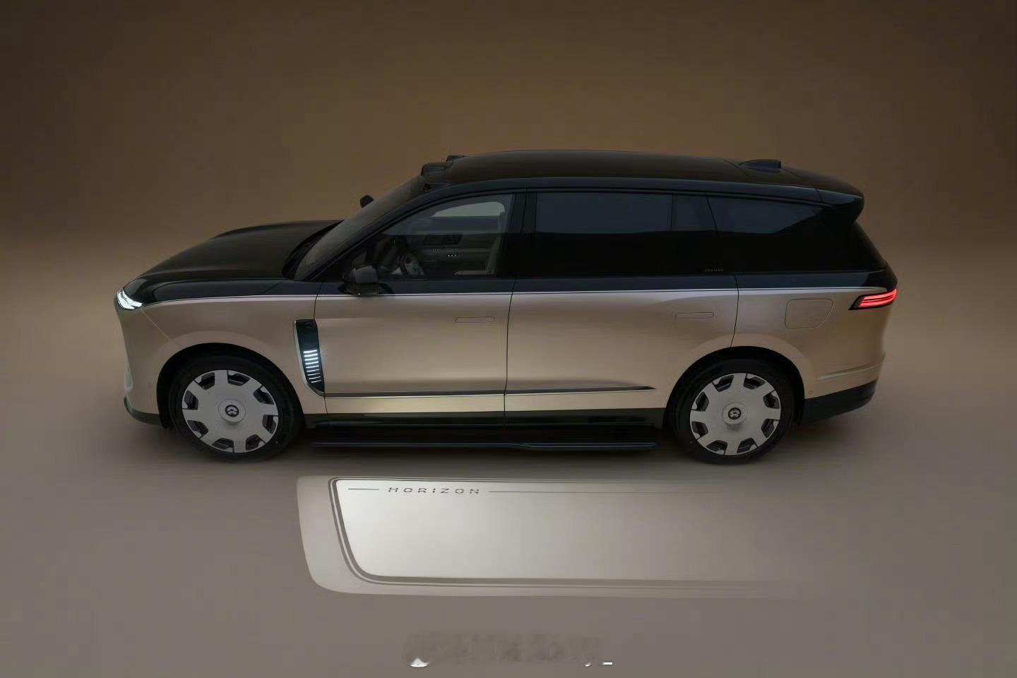 蔚来ES9中国元素蔚来ES9以原创设计深度融合东方美学与尖端科技，座椅与门板采用