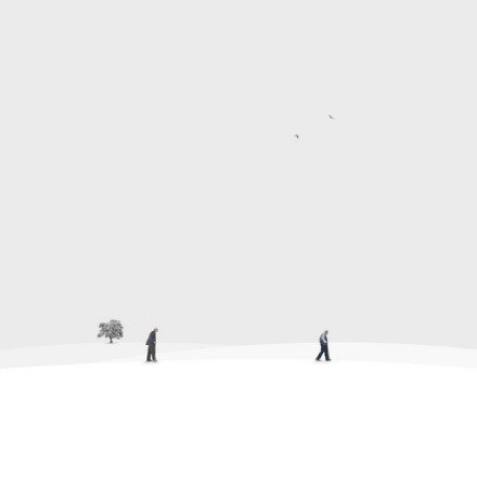 最好的生活状态：一个人时，安静而丰盛。两个人时，温暖而踏实。——钱钟书 ​​​