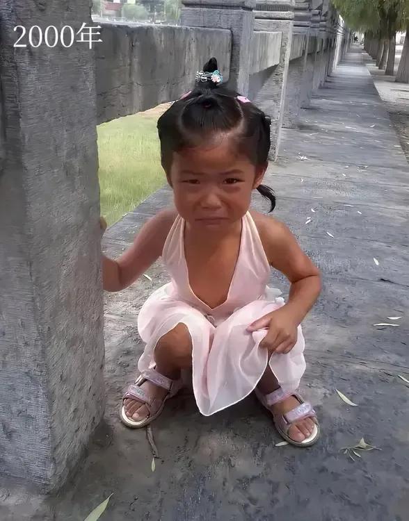 小时候越丑长大了越好看，看来真是这样！