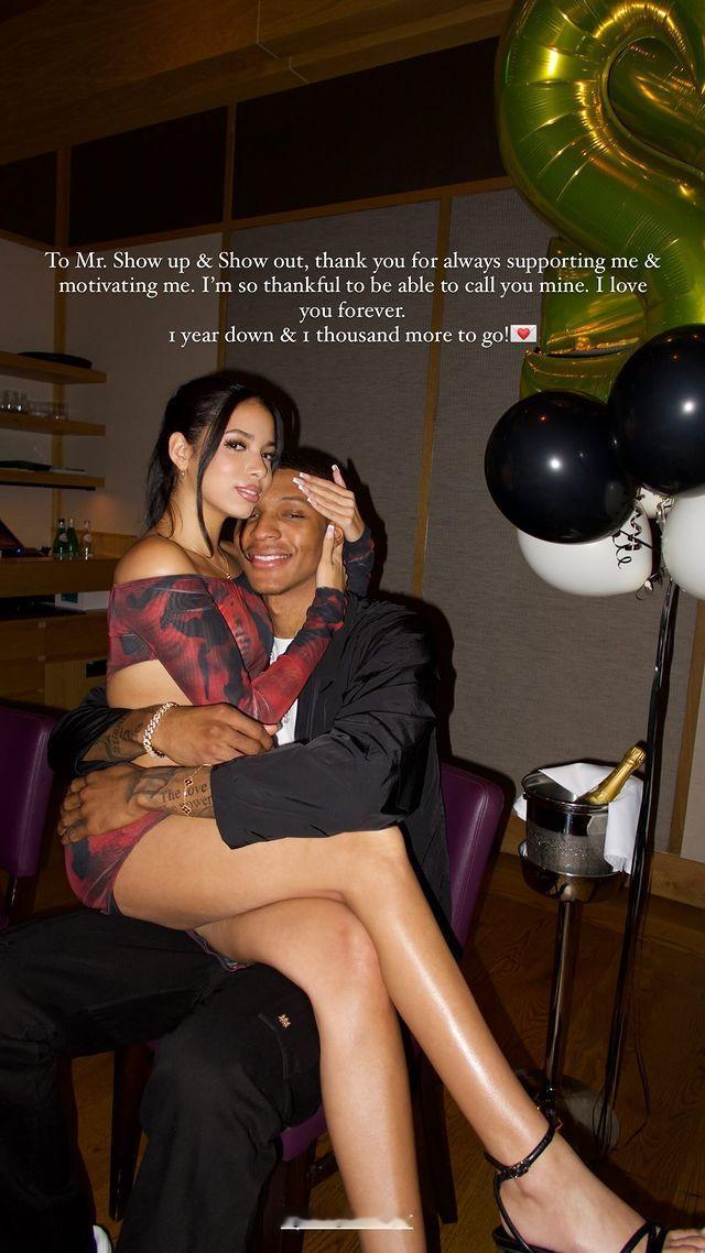 小贾巴里-史密斯女友秀恩爱：一周年纪念日快乐 接下来还有1000年你这个兄弟我交