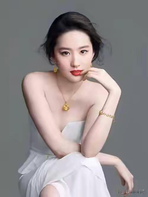 演员，李沁、刘亦菲，杨紫三位演员谁演长像更好？ 