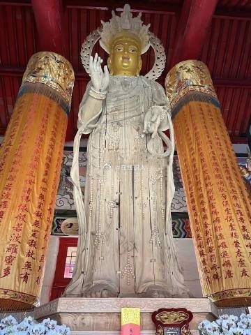 知道你最近不容易，生活工作很艰难，内心很受伤，但是请一定要相信，你遭受过的磨难，