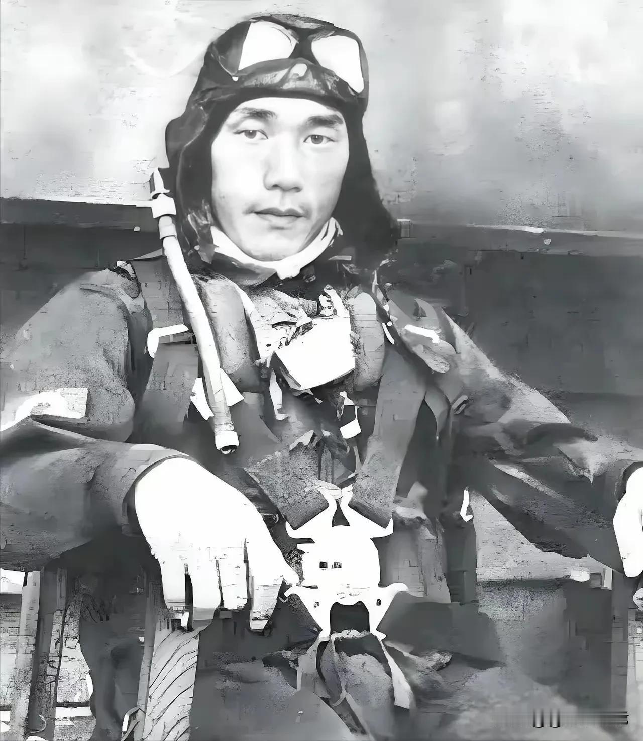 1939年日军王牌飞行员跳伞后滥杀船工，川军团长下令全线围剿，作恶者尽数毙命
 