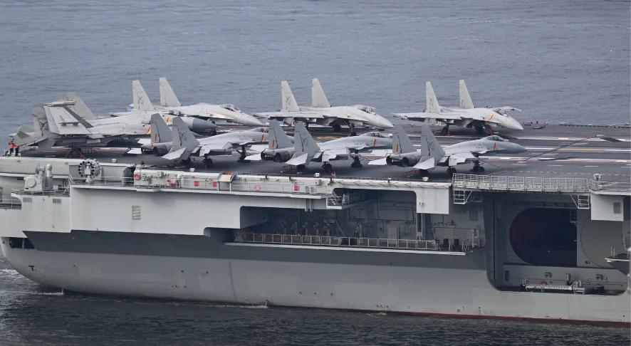 航空母舰