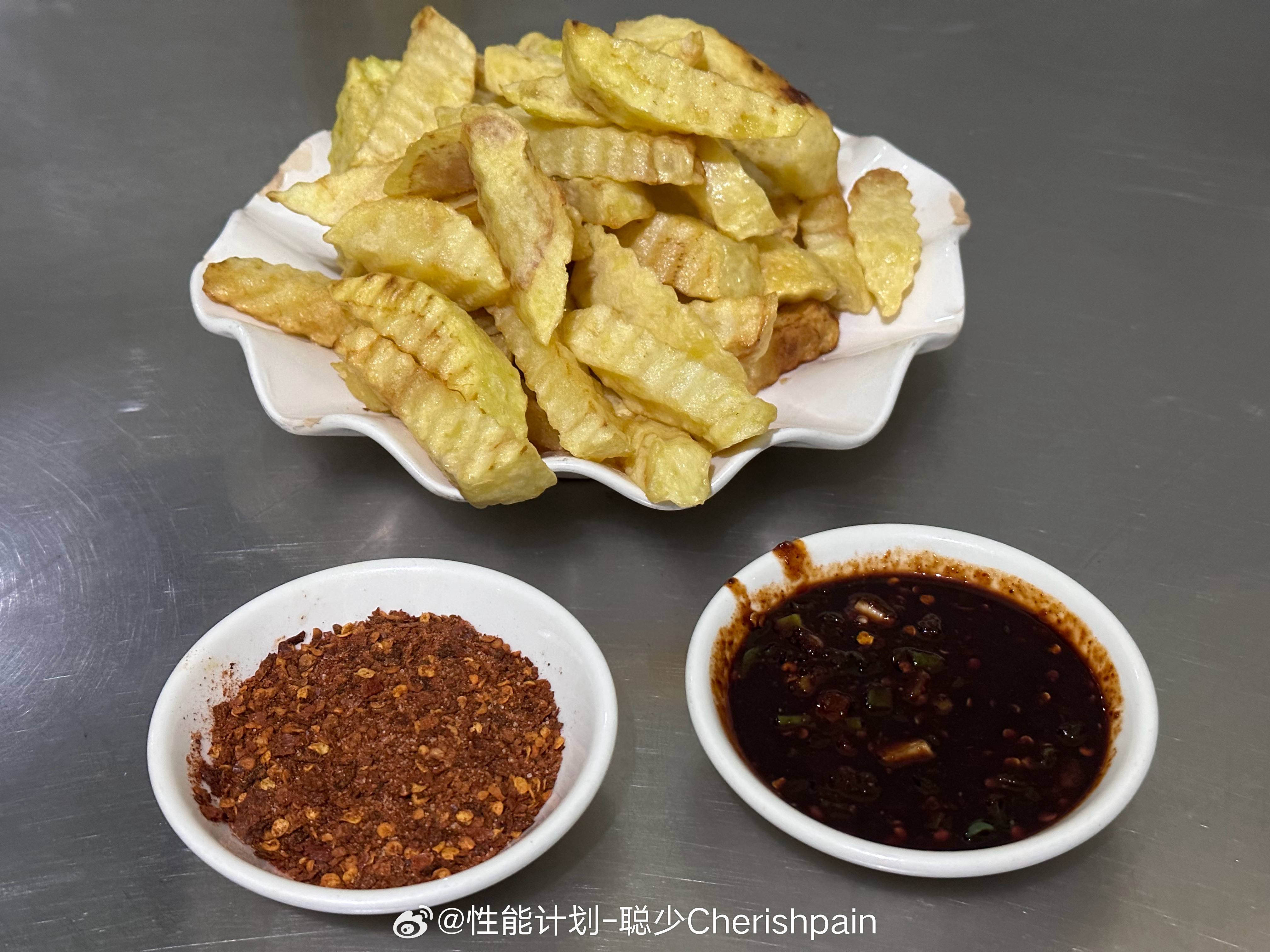 马萨一口 离开云南，最想念的就是这一口绝杀洋芋，依旧忘不了外酥里糯的黄金洋芋在我