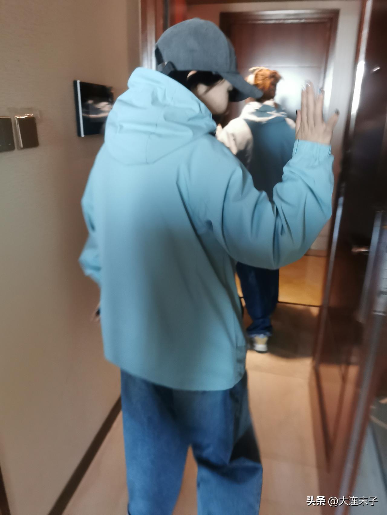 现在的骗子真是无孔不入！用固定电话诈骗，还成功了！

现在家庭几乎很少有固定电话