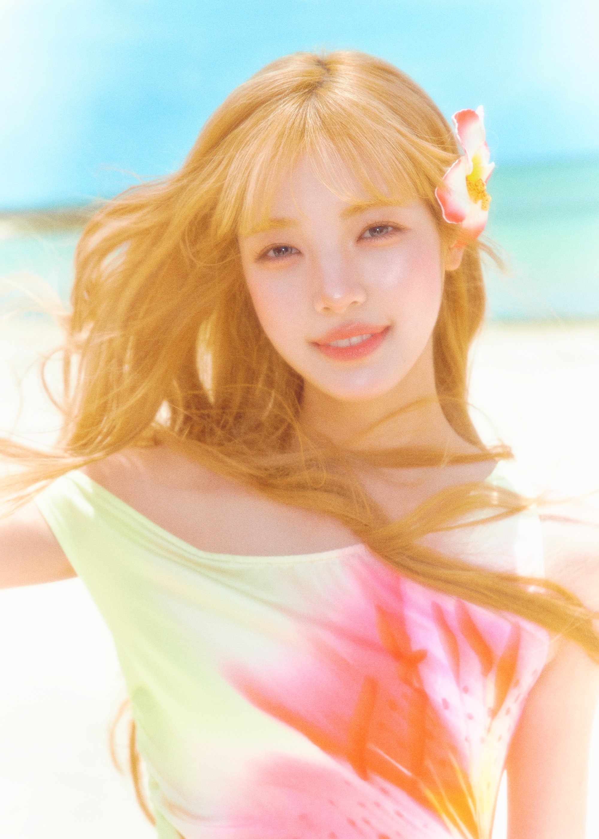 MV TEASER IMAGE 🌸🏖️  专栏 · Lemon Tang