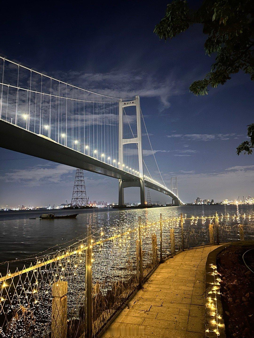 海鸥岛网红点[馋嘴]  ​​​