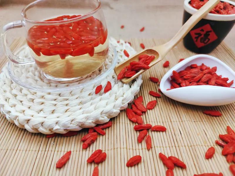 最好的养生之道是什么? 最好的养生之道，其实就在日常细节里。我觉得心态平和超重要