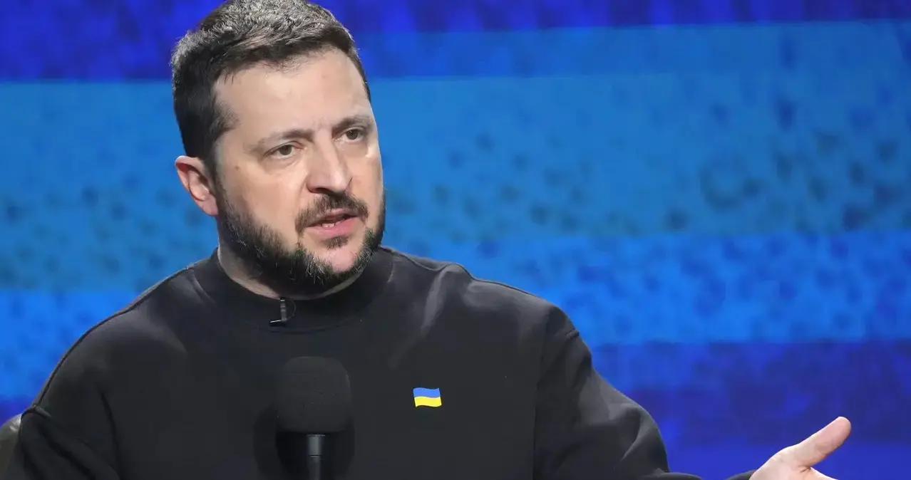 前脚德国残奥会运动员拒绝与中俄选手合影，称想表达对乌克兰的支持。后脚乌克兰全员缺