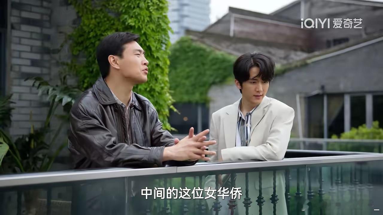 《淬火年代》钱宏明走上金融的道路是有预兆的。他告诉柳钧，市一机总共换了三次领导人