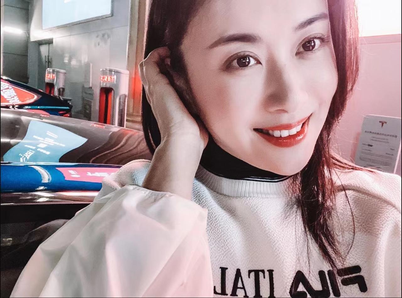 大学毕业后 在计算机培训机构学习，有一天晚上下课后在宿舍和舍友正在热火朝天的打d