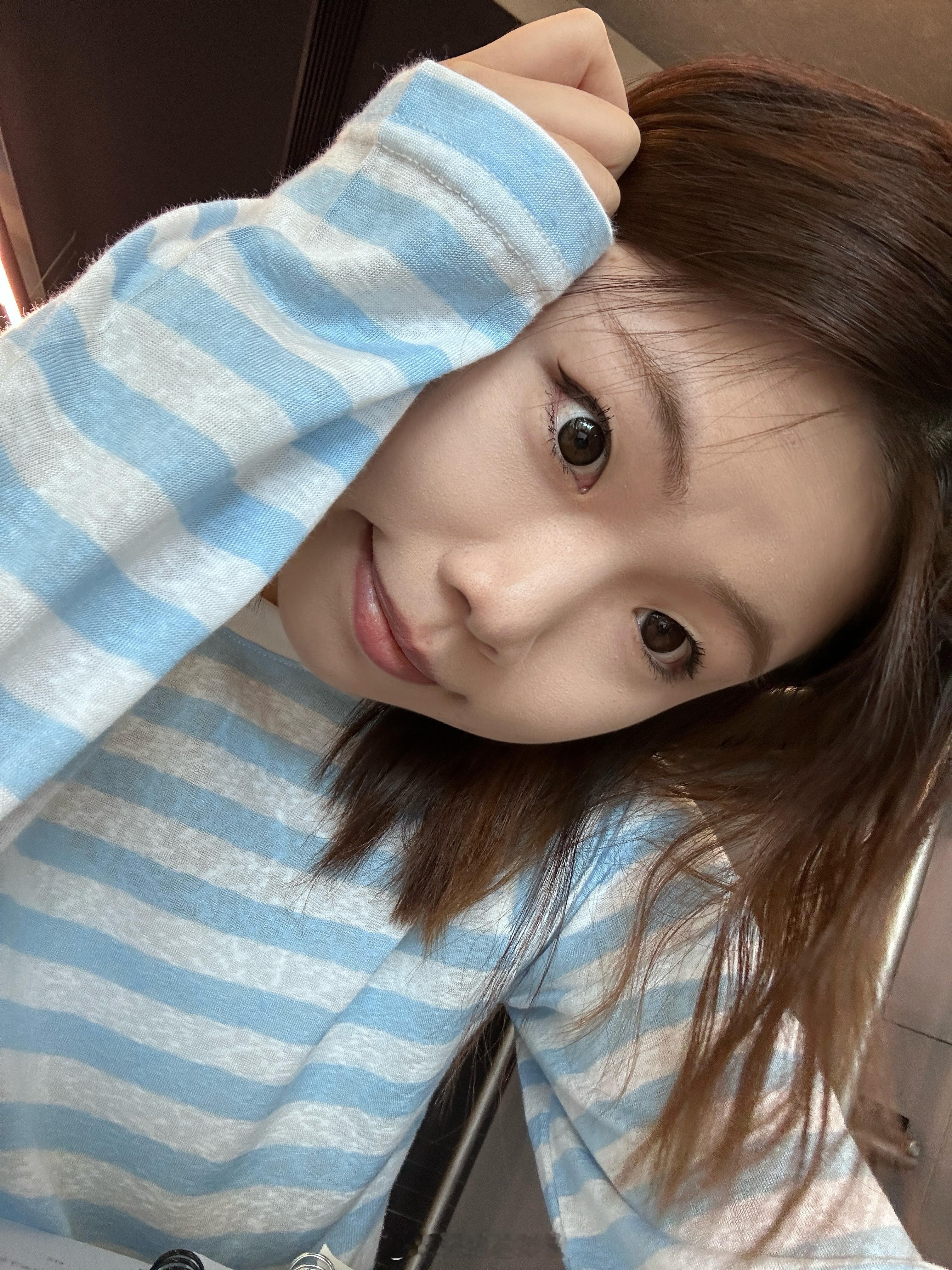 今天走蓝色系[比耶] ​​​