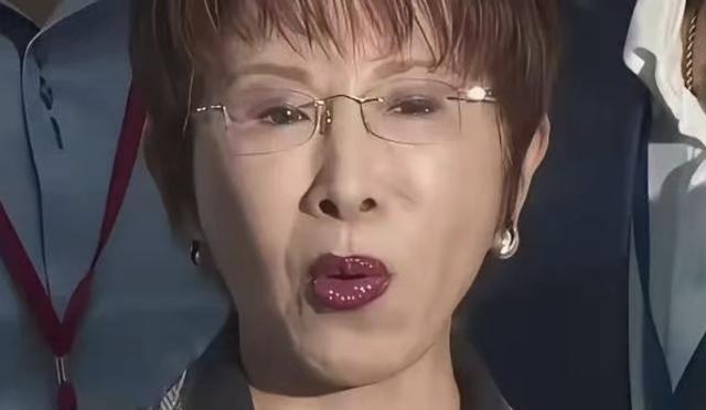 针对两岸统一，洪秀柱也太让人失望了！说白了，洪秀柱居然建议两岸先签一个“和平协议