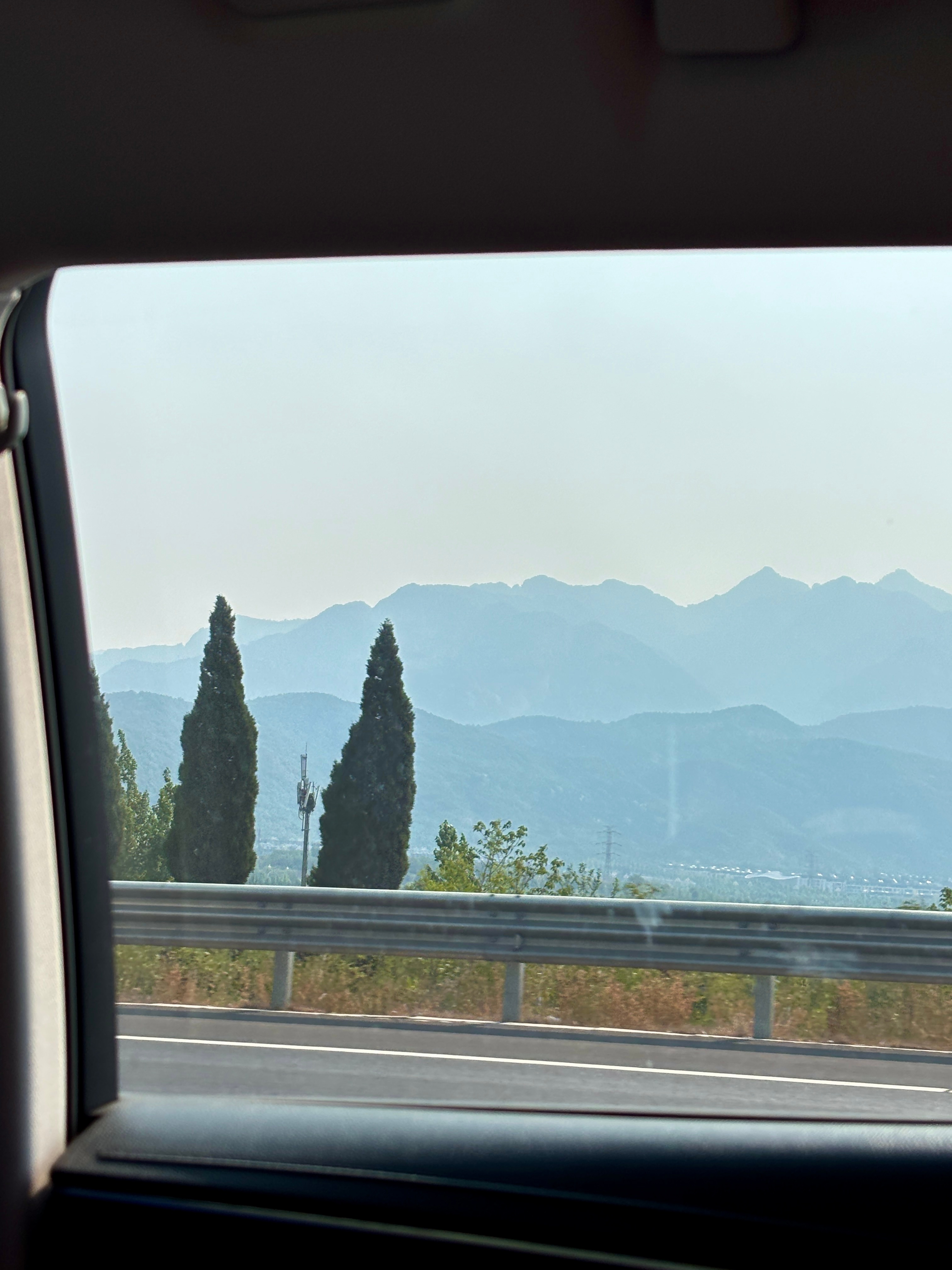 ⛰️那远山，呼唤我～  ​​​