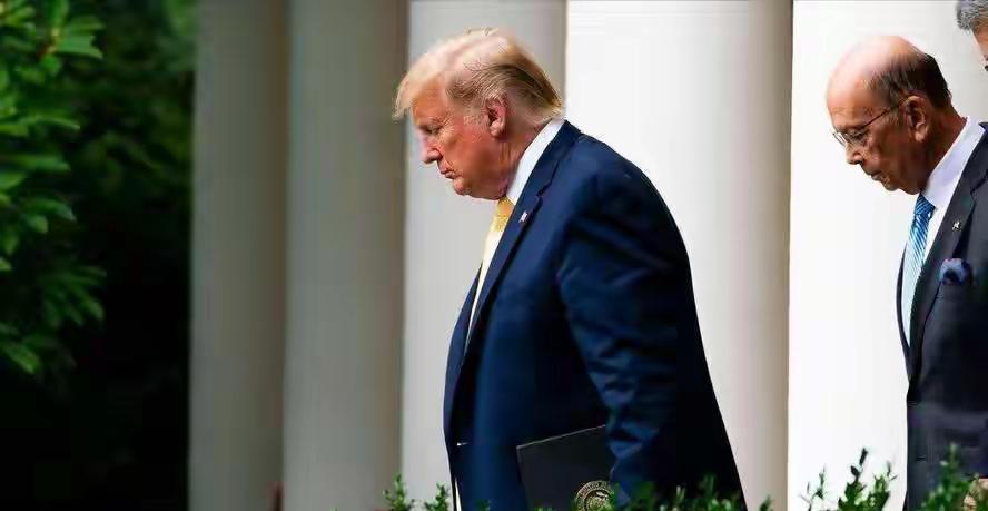 2026年第1天，美750万人确诊，特朗普被迫撤兵，美军被驱逐出境？

2026