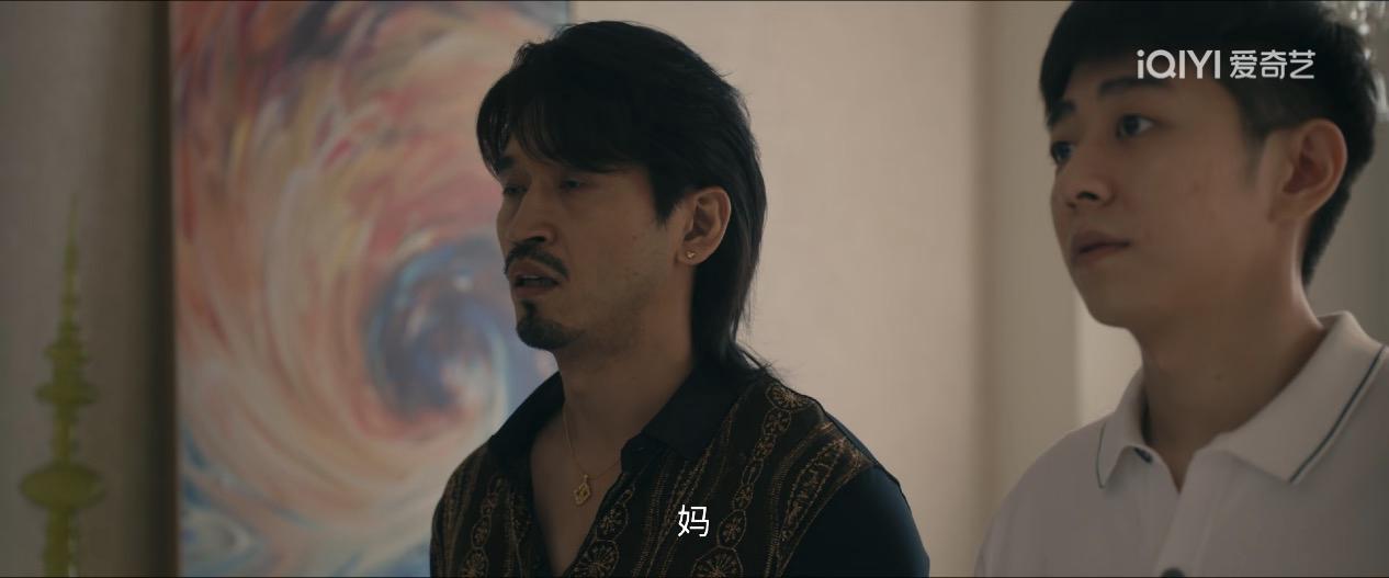 《低智商犯罪》最搞笑的一幕出现了！

那就是朗博文，朗博图两兄弟查分这一段。
