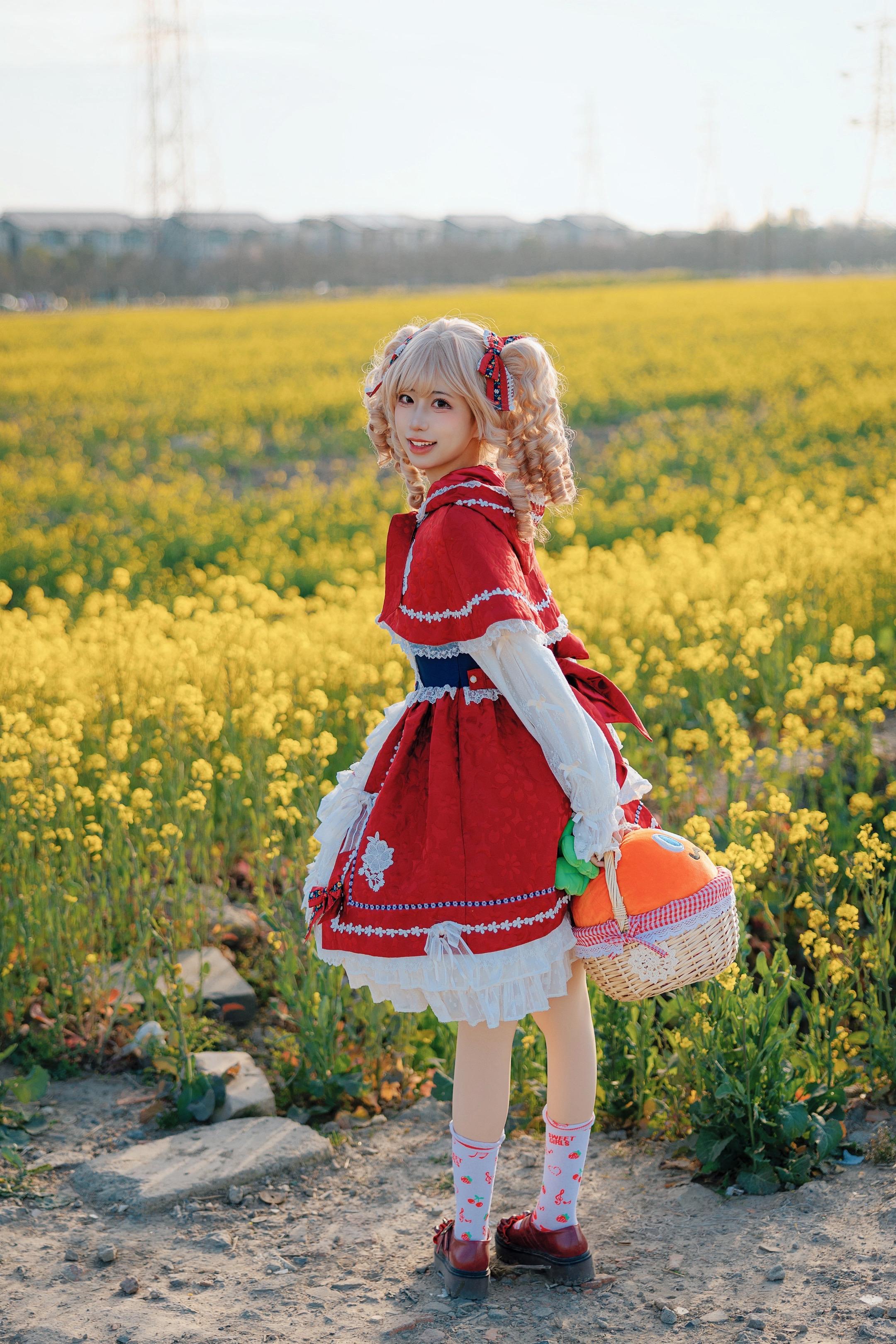 卖萝卜的小女孩👧