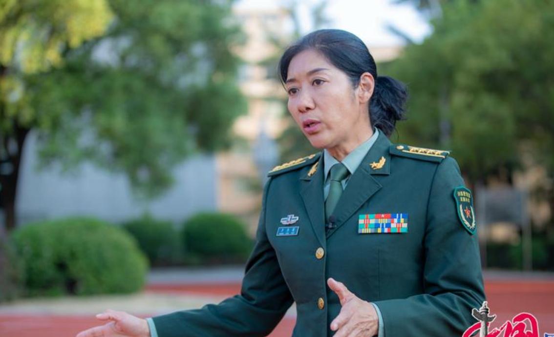 她是公认的世界第一女兵，多次荣立军功！堪称军中传奇。她就是王恋英！
 
这个河北