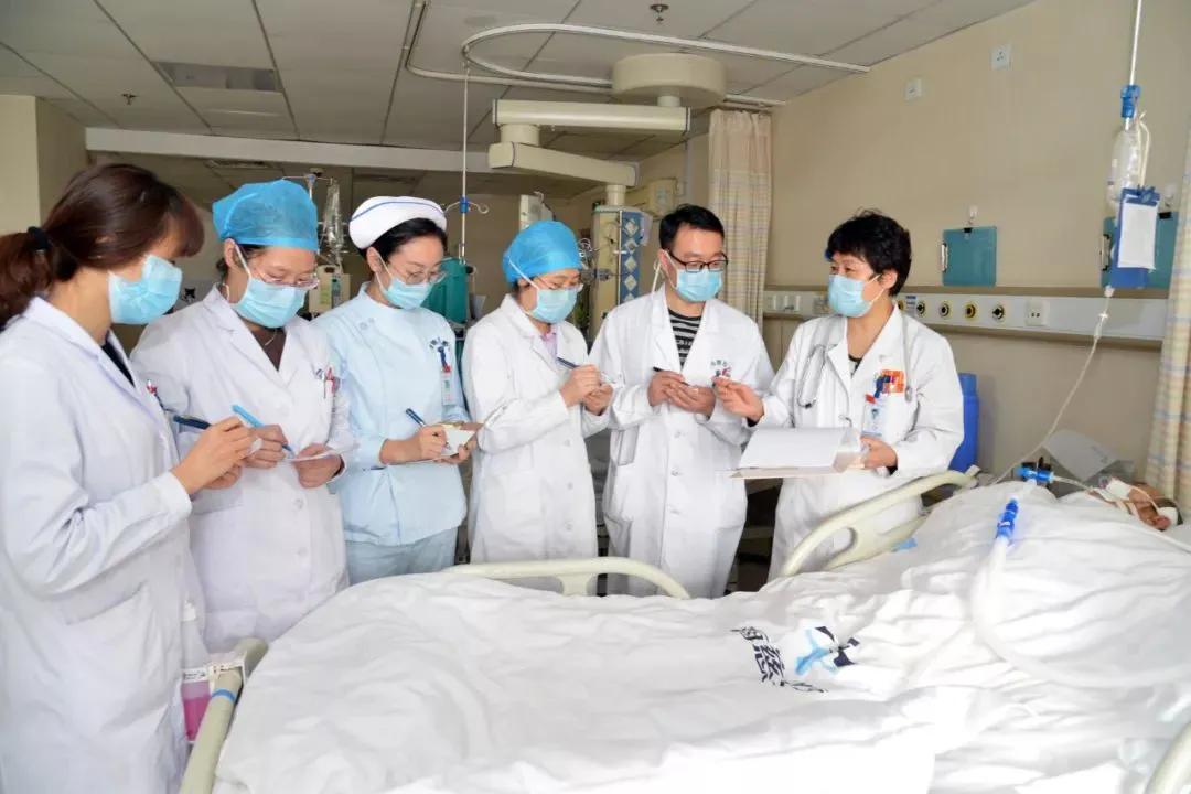 当今社会什么职业无法律制约一一？
法律法制法规是稳定社会、保障人民安全、制约社会