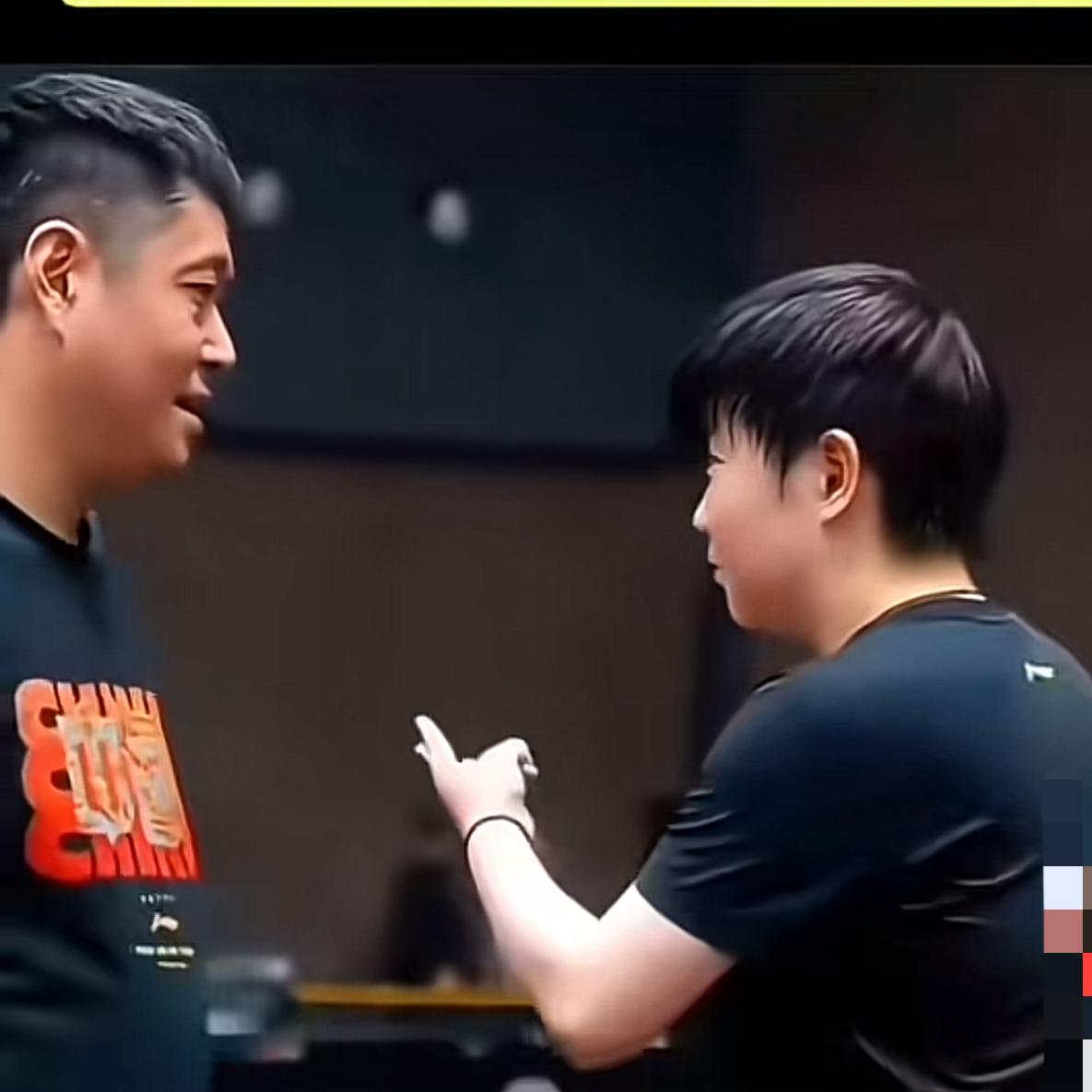 莎：师父。
coco ：有啥事！

莎：你猜，
coco：我猜不着，你说吧！
