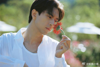 李现生日18宫格李现卡点发生日照1.0终于等到李现的生日物料，卡点发布 18 宫