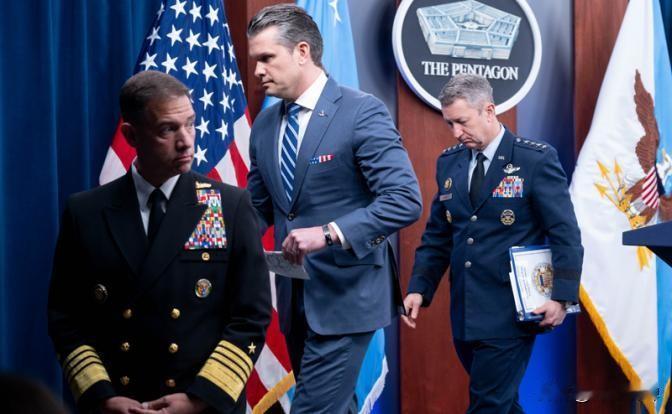 伊朗让美国屈膝——这种局面或可维持很久。
特朗普宣布将其停火延长"直至谈判结束"