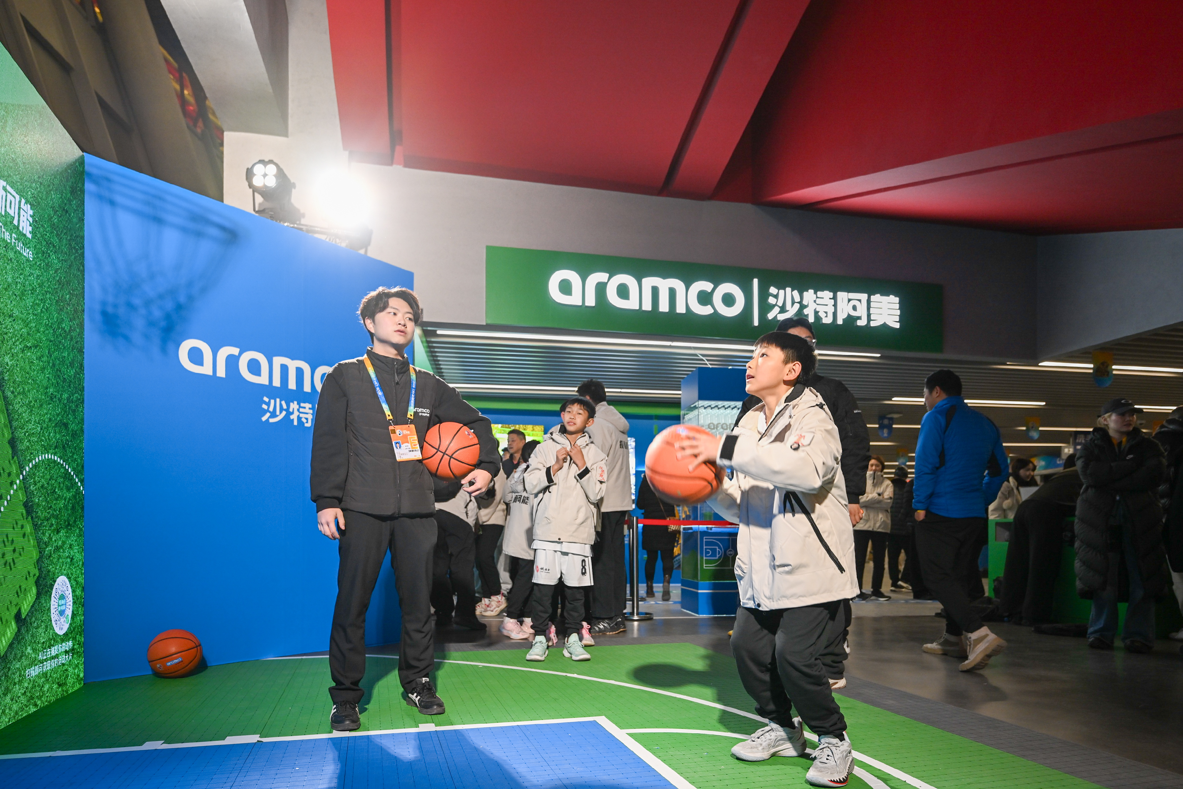CBA全明星赛前夕世界领先的能源与化工公司沙特阿美与姚基金与中国男子篮球职业联赛