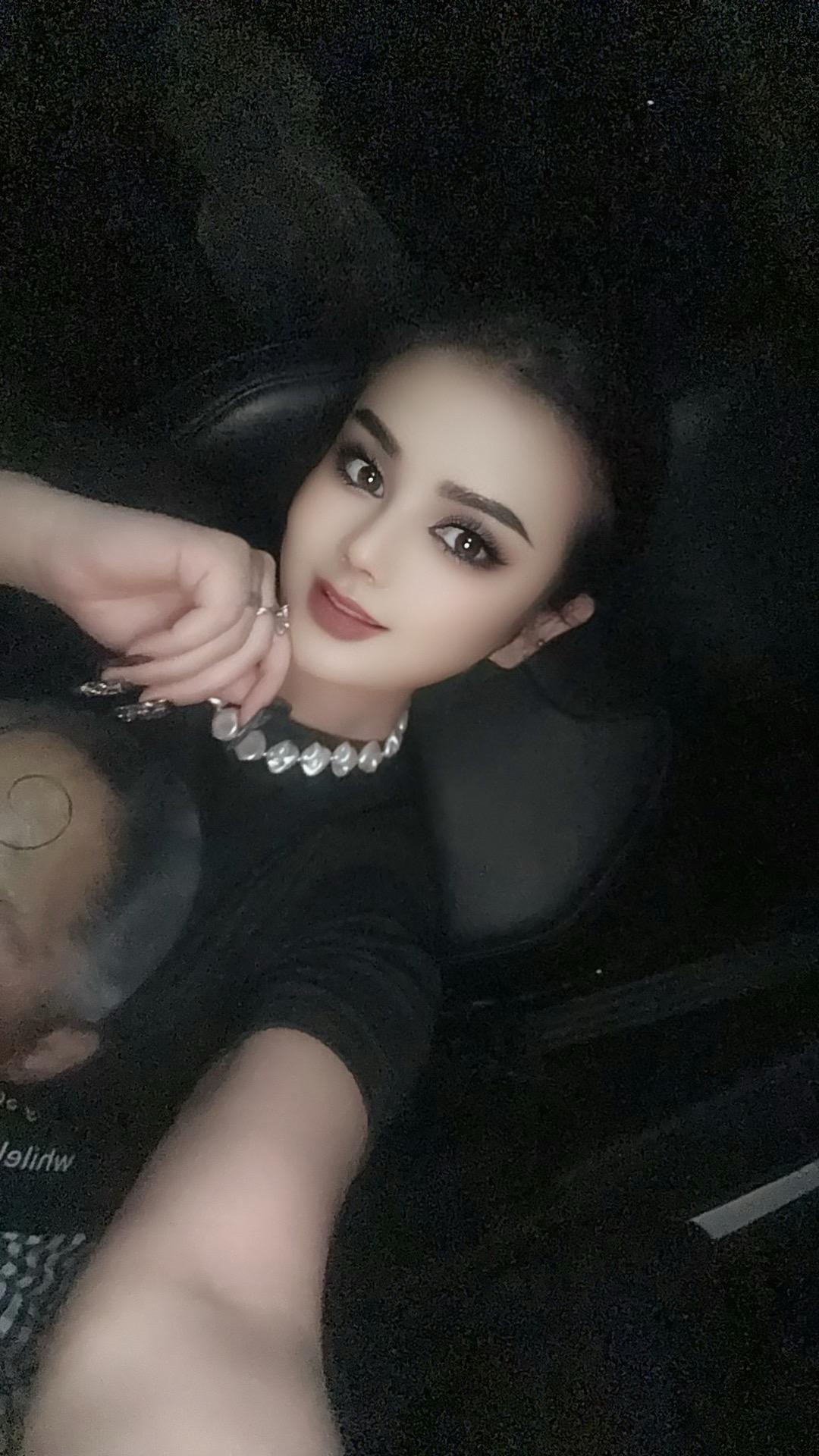  ئەڭ ئاددى بولغان بەخىتنى كۇتتۇق-.🕊