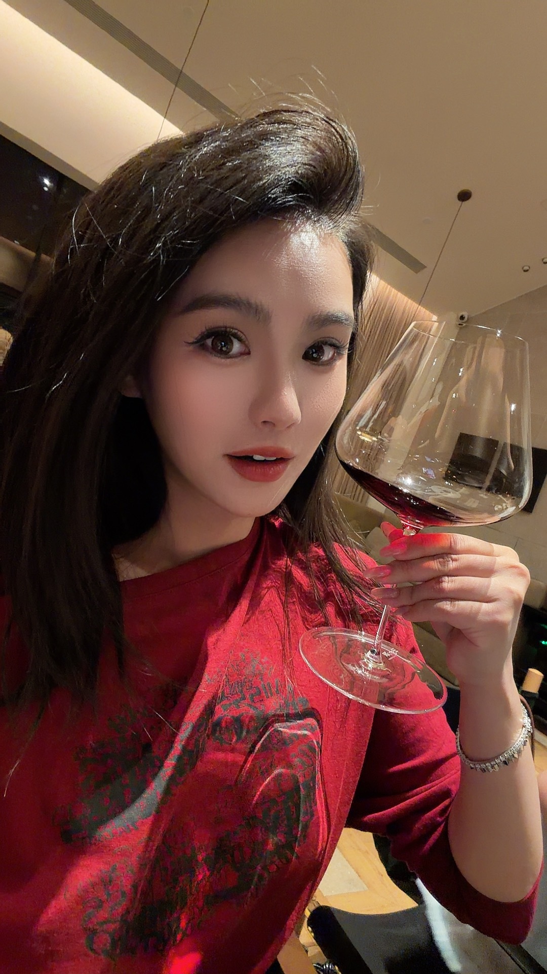 喔！！不妙不妙！！！酒杯这么大大大大！ 大同