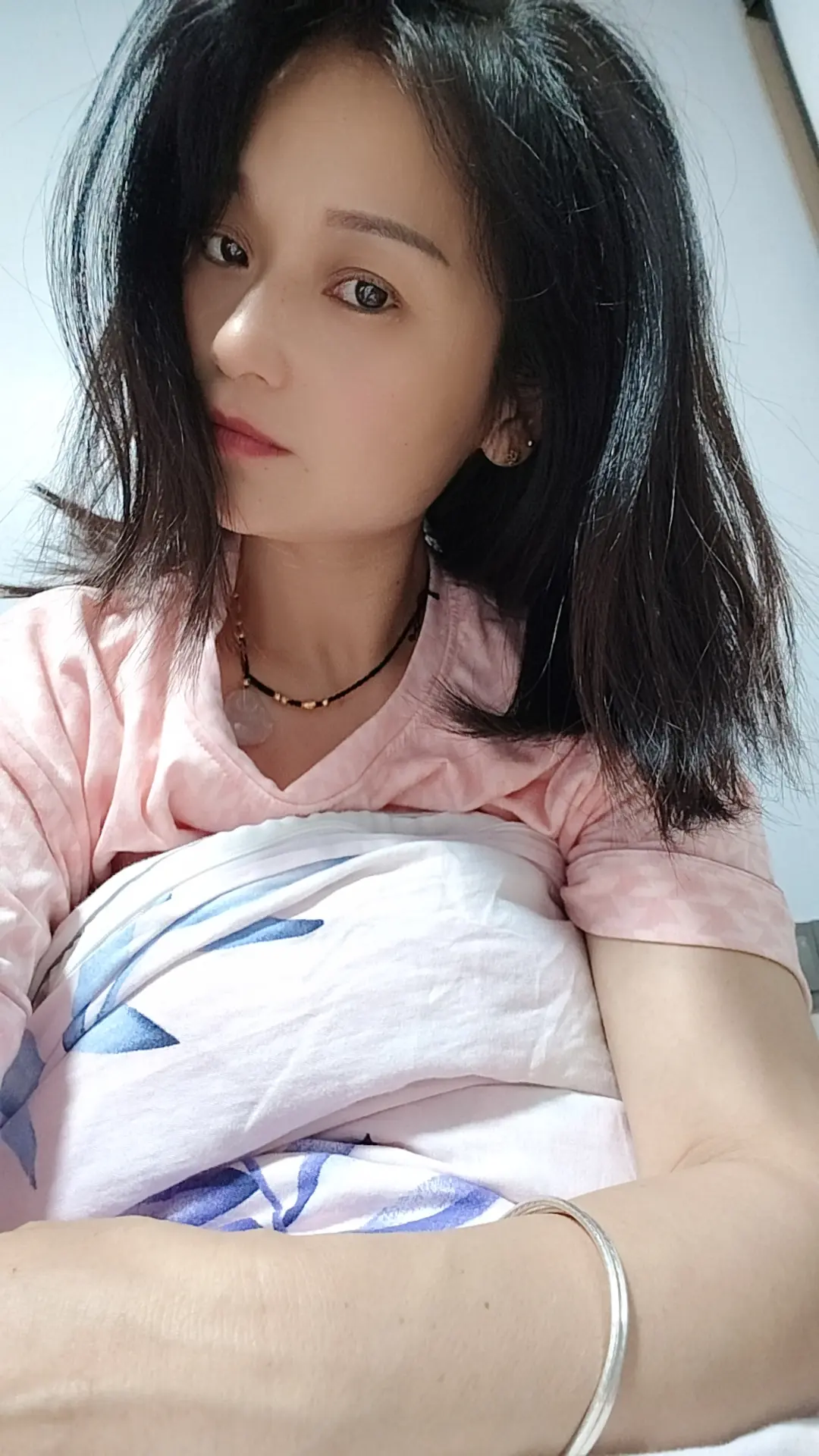 曾经那个追风不知天高地厚的我已经到了中年了，人生已进入下半场，时间过得...