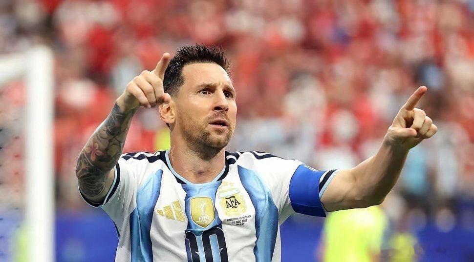 世界杯小组赛焦点战结束，阿根廷2-0战胜奥地利，提前晋级下一阶段赛事，梅西本场打