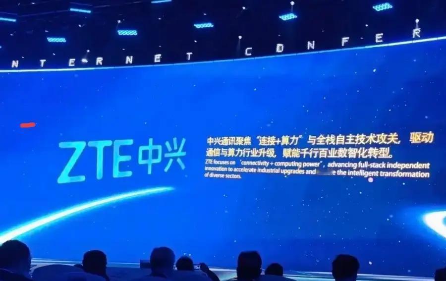 说来好笑，10年前跟风出了一趟国，欧洲6国10日游。我们的手机都没有开通国际漫游