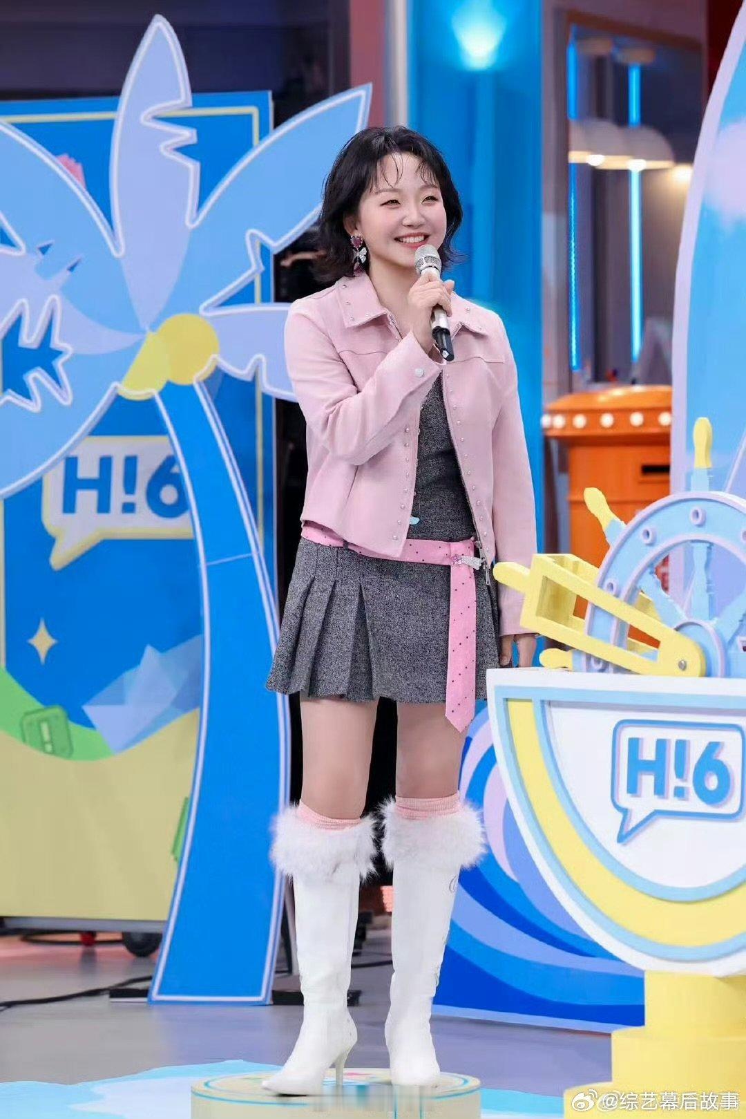 hi6实时收视率第一你好星期六 友情大检测环节全程高能，收视不第一都说不过去，大