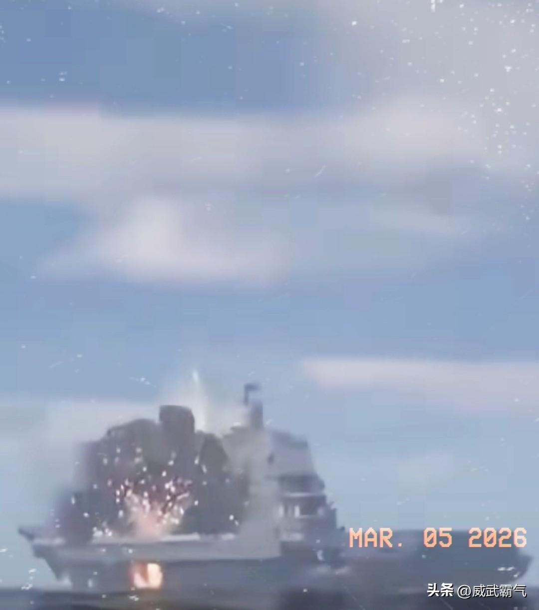 美伊冲突打到第五天，出现了堪比二战纪录片的震撼画面——美军潜艇在远处的印度洋发射