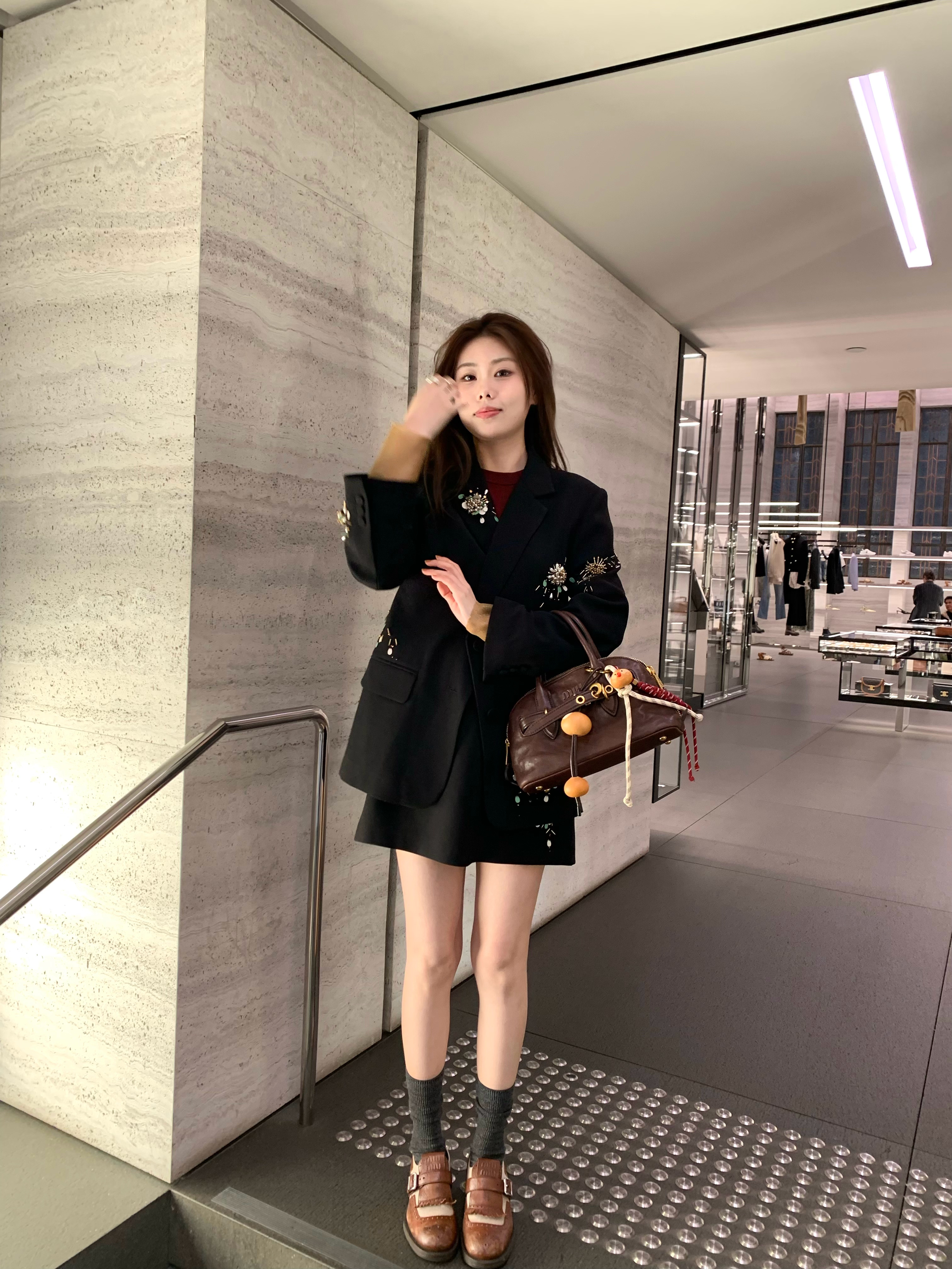 晚间分享dvn烟花西装  是不是有被美到的 这套是真的诚意十足!  各种需要精致