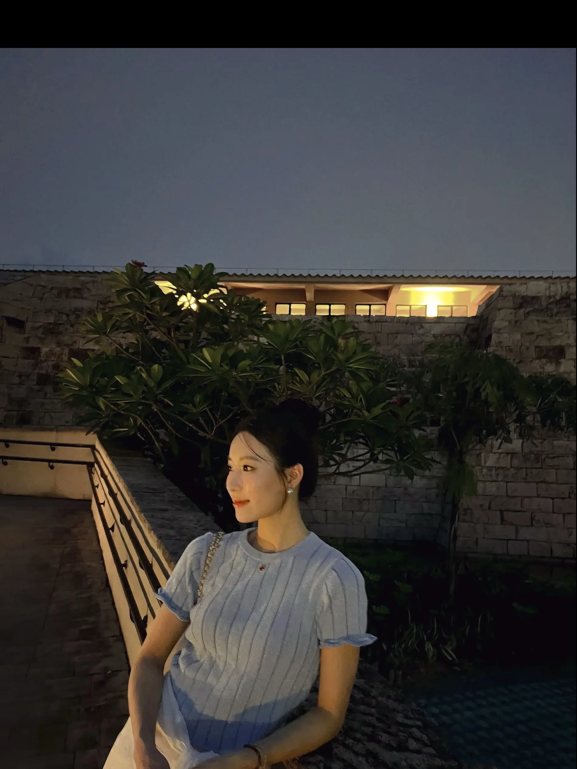 希望在你丧失表达欲的时候 能有人温柔的接住你的疲惫 成年人的世界 懂比爱更重要.