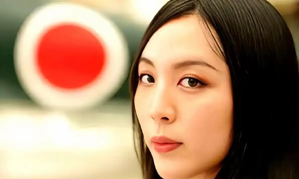 日本右翼对中国发出警告！一旦中国动用“核武器”对日本本土实施打击，那么等着中国的