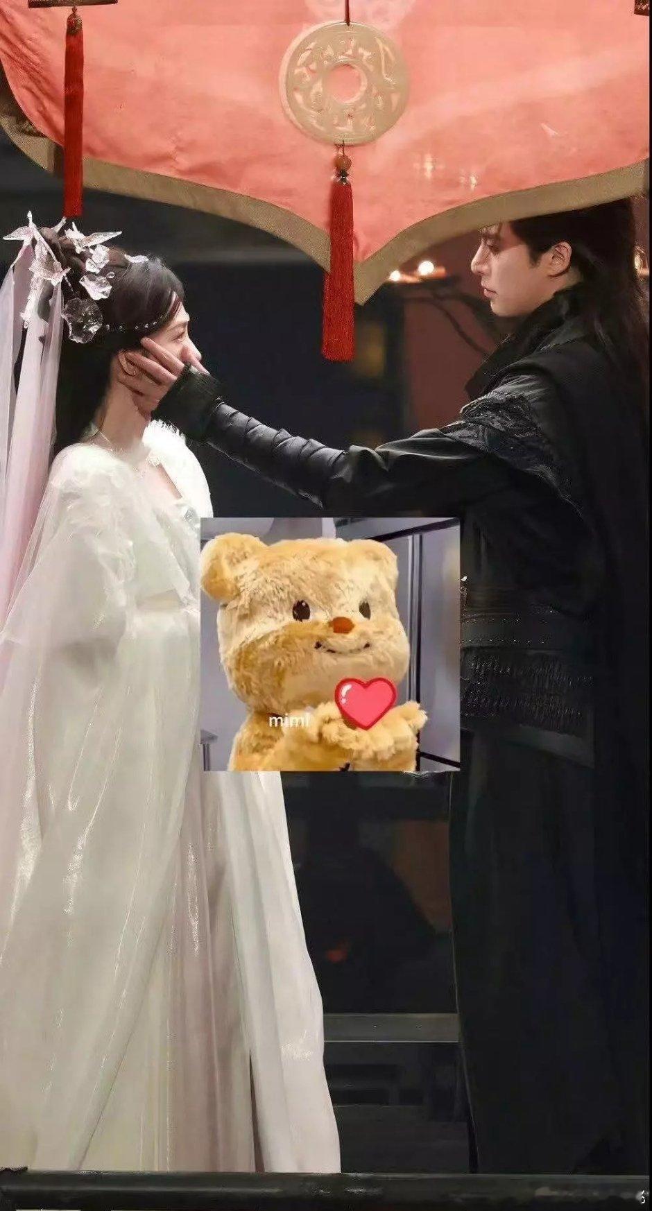 有cpg么[坏笑]他俩剧里是一对么？ ​​​