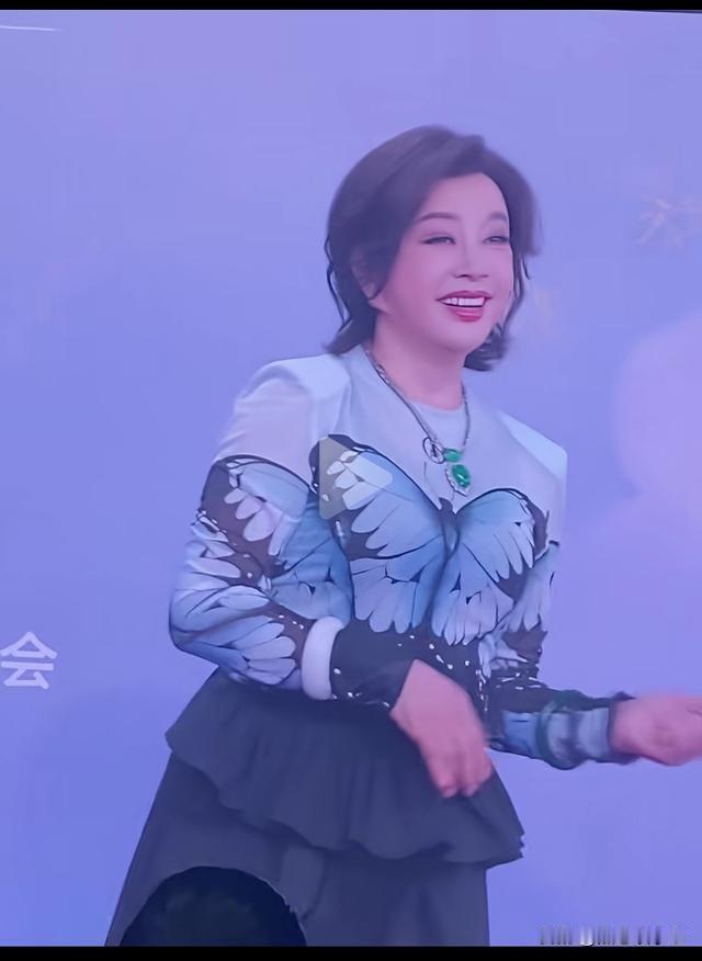 刘晓席出席第三十八届百花奖，她说，我这辈子最大的运气，就是做了电影演员。而且赶上