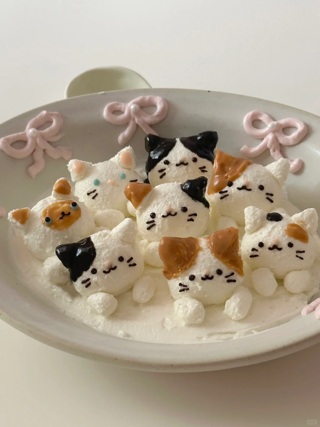 一窝猫🎀掌管古希腊干噎酸奶的神～