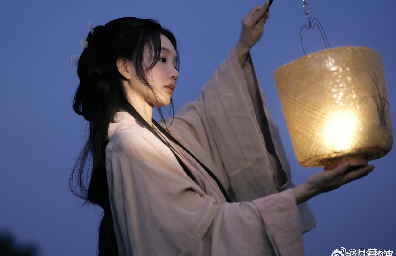 徐梦洁超话 xmj徐梦洁王碧好 xmj徐梦洁乘风2026 

“回头看当初你选的