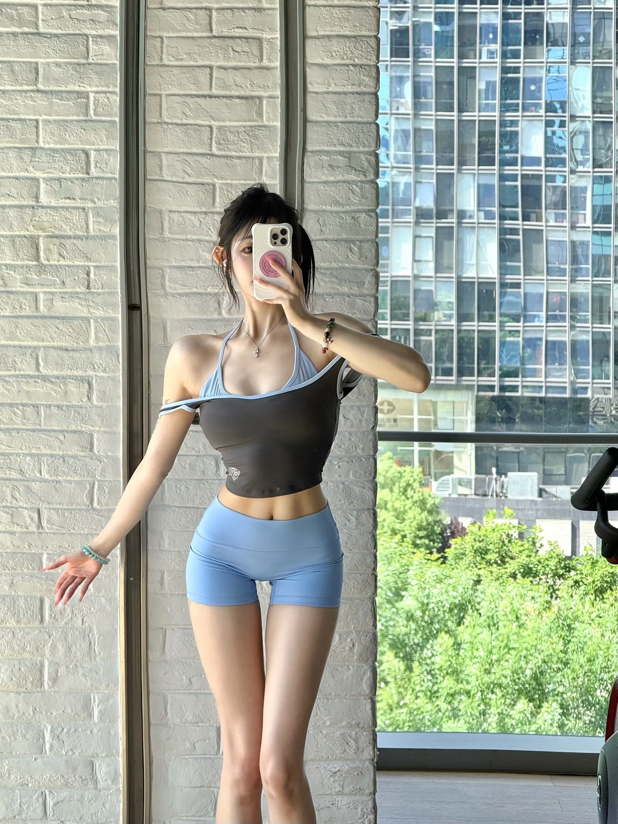 盈亏同源啊，缺点也是如此。一个缺点不会无缘无故地长在你身上的，你一定反...