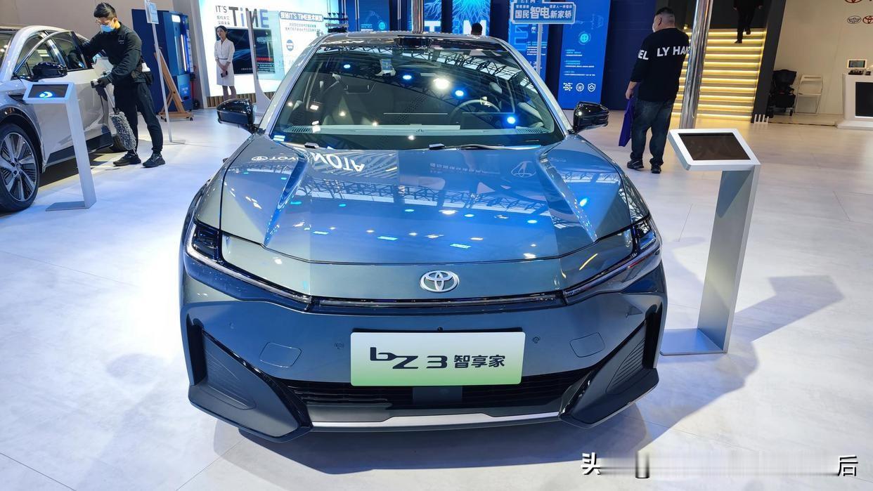 2026年新春全新bZ3智享家，丰田首款智电家轿全新上市，惊艳亮相。
好消息、好