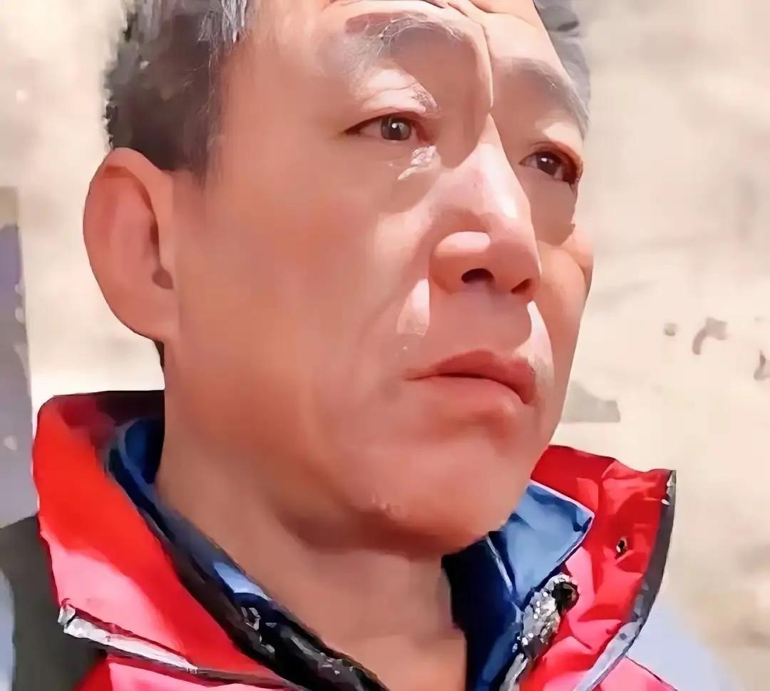 泪目！河北农民重病，弥留之际，他拉着光棍弟弟的手，吃力地说：“我走后，嫂嫂和4个