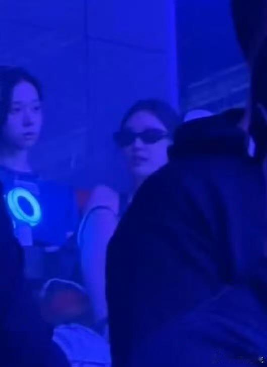 aespa去了TWICE演唱会aespa现身TWICE演唱会aespa现身TWI