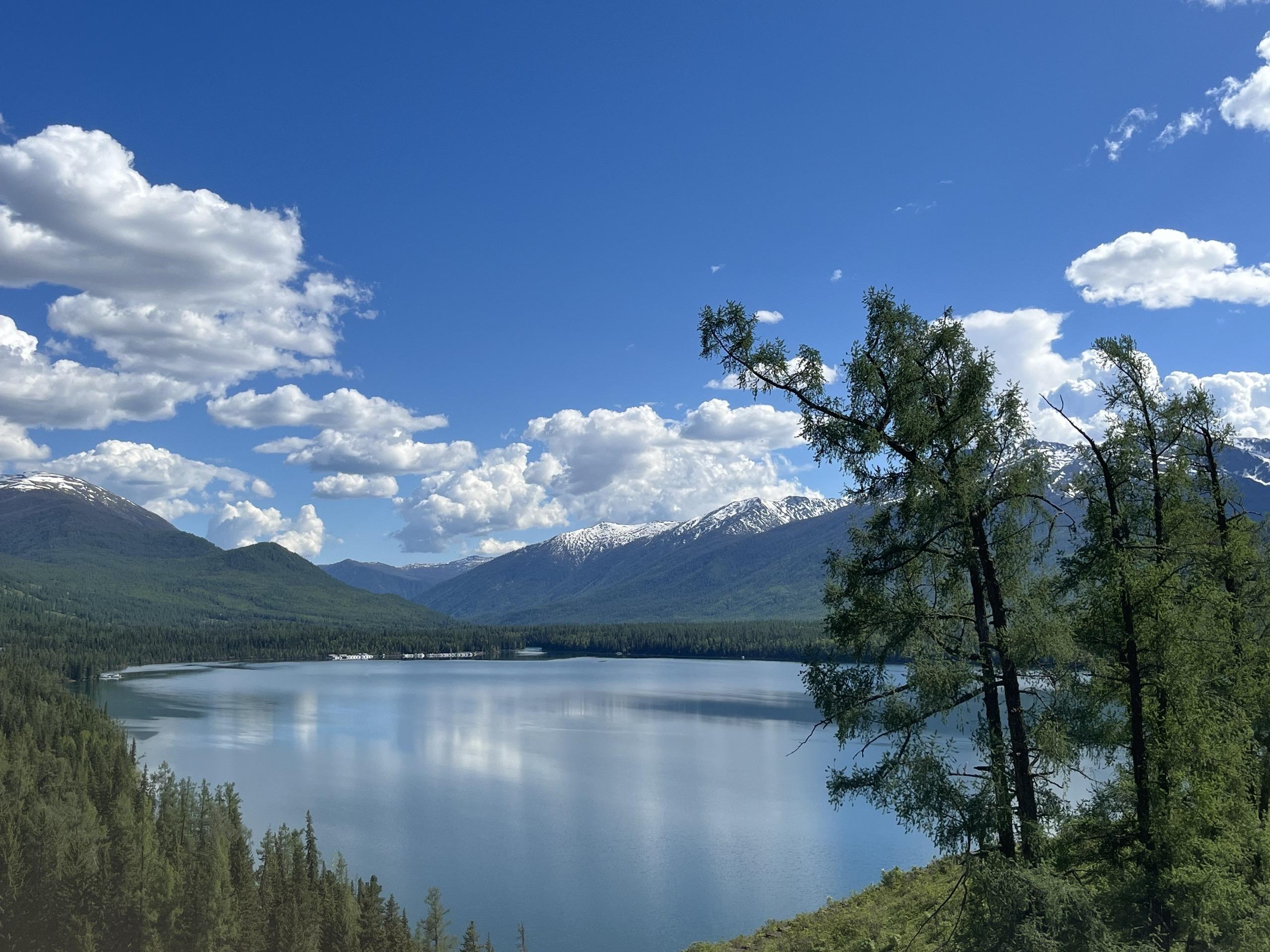 你一路走来，生活波澜不惊 似乎没有电影质感的精彩、绝艳 可你有没有想过...