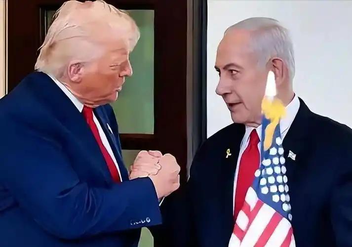 [月亮]特朗普被骗惨了！美以袭击伊朗前，在白宫地下战情室密谈，内塔尼亚胡太会忽悠